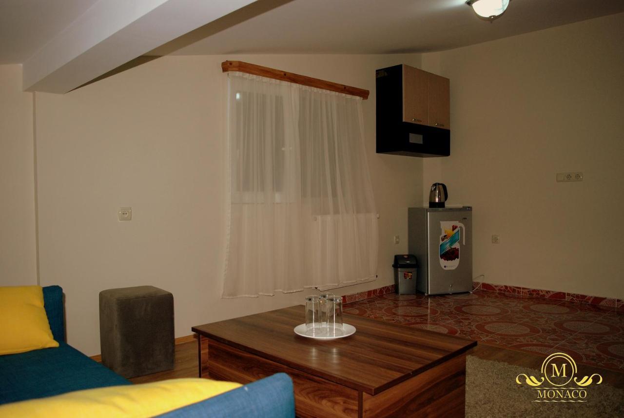 Hotel Monaco Tbiliszi Kültér fotó